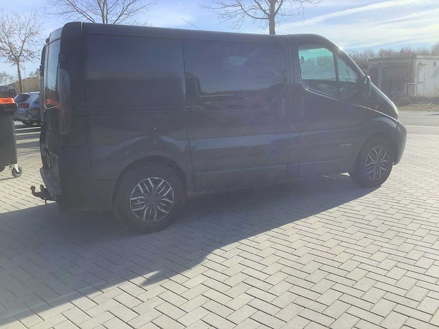 2004 nissan primastar 100.27-310 1.9cdi bedrijfswagen - afbeelding 3 van  3