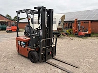 2004 nissan snx1l15hq vorkheftruck - afbeelding 4 van  10