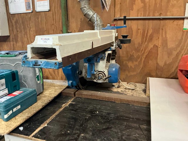 2004 omga radiaalafkortzaagmachine - afbeelding 2 van  8