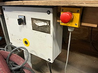 2004 omga radiaalafkortzaagmachine - afbeelding 4 van  8