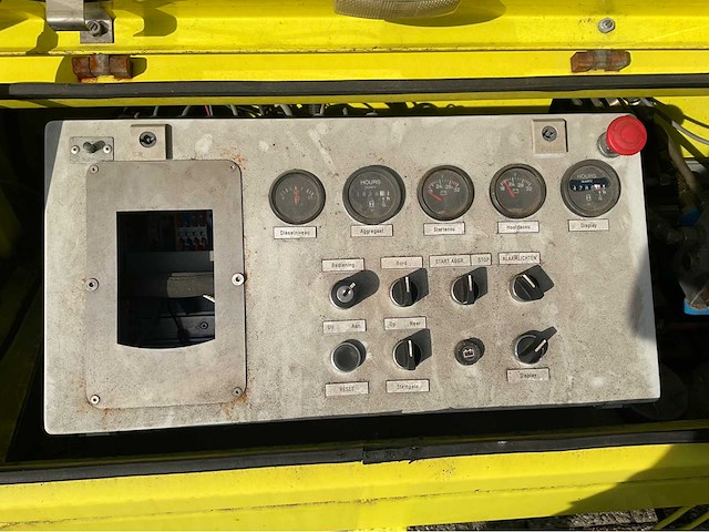 2004 oosterwijk tekstwagen overige wegenbouw - afbeelding 1 van  12