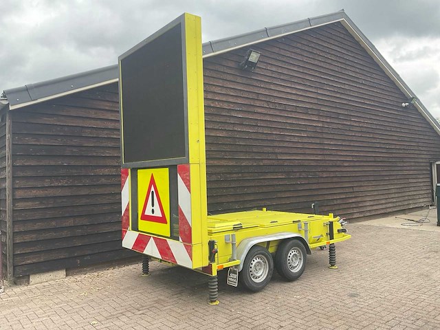 2004 oosterwijk tekstwagen overige wegenbouw - afbeelding 1 van  21