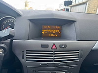 2004 opel astra 1.4 cool enjoy 93-pl-bt - afbeelding 7 van  18
