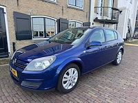 2004 opel astra 1.4 cool enjoy 93-pl-bt - afbeelding 1 van  18