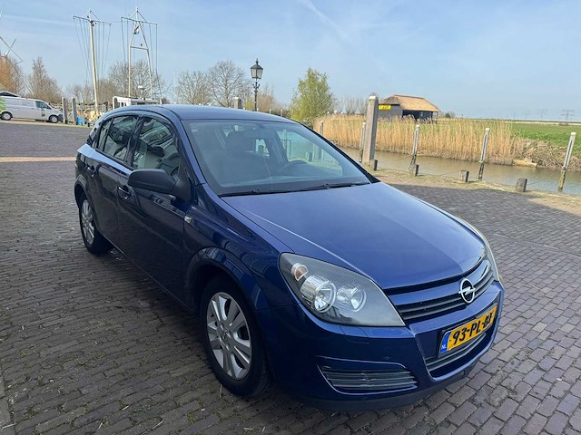 2004 opel astra 1.4 cool enjoy 93-pl-bt - afbeelding 13 van  18