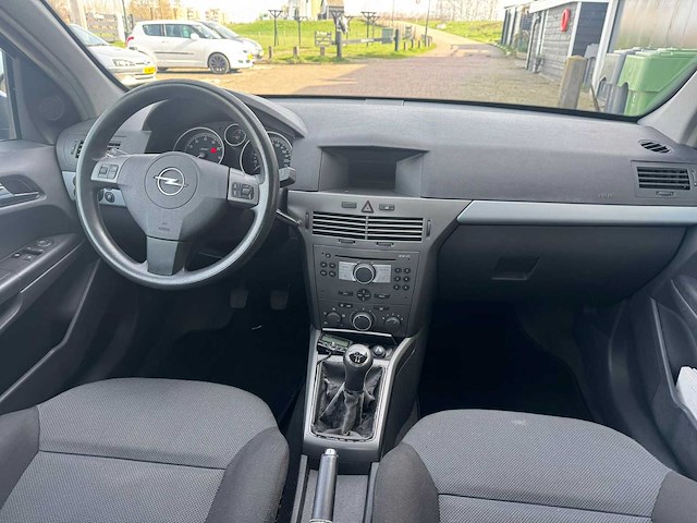 2004 opel astra 1.4 cool enjoy 93-pl-bt - afbeelding 18 van  18