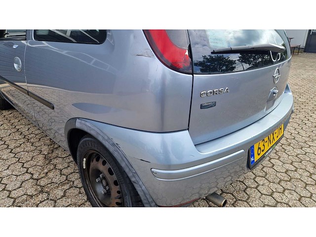 2004 opel corsa 1.2-16v enjoy personenauto - afbeelding 11 van  12