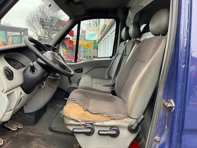 2004 opel movano 3300 bedrijfswagen - afbeelding 23 van  25