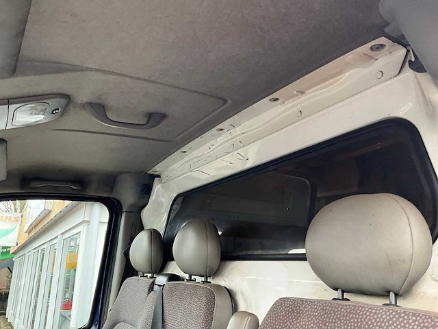 2004 opel movano 3300 bedrijfswagen - afbeelding 24 van  25