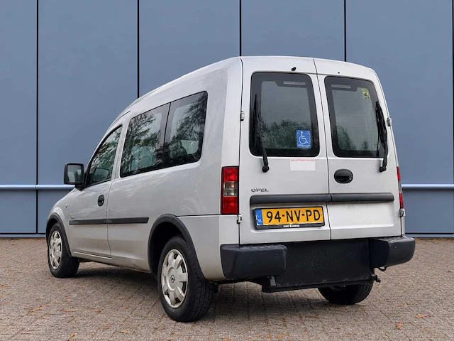 2004 opel tour 1.6 airco benzine rolstoelbus - afbeelding 11 van  14