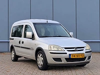 2004 opel tour 1.6 airco benzine rolstoelbus - afbeelding 8 van  14