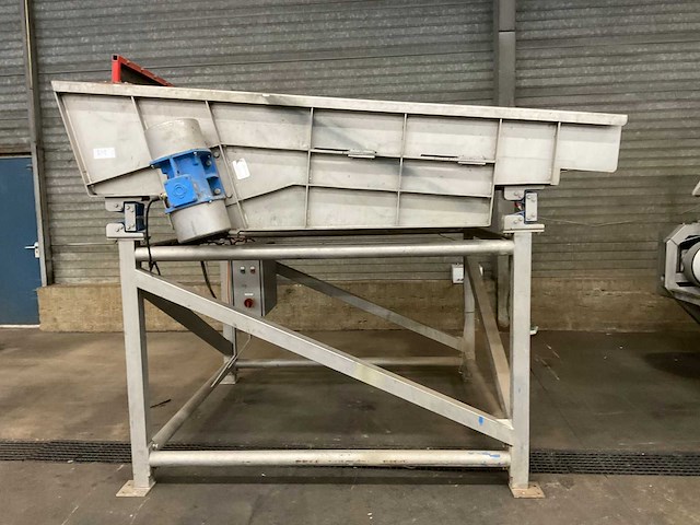 2004 optimum sorting mlt18122230 optische bandsorteermachine met invoertriller - afbeelding 2 van  22