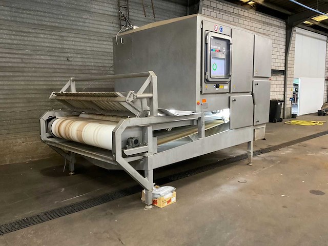 2004 optimum sorting mlt18122230 optische bandsorteermachine met invoertriller - afbeelding 17 van  22