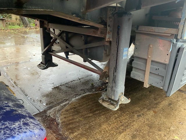 2004 pacton t4-001 oplegger - afbeelding 8 van  33