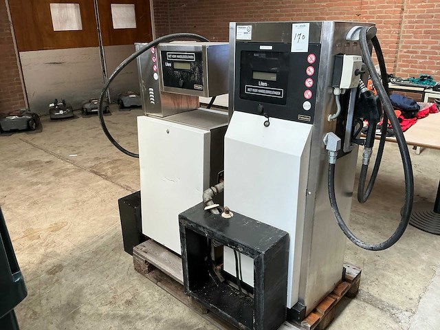 2004 petrotec euro1000 uitgifte station (2x) - afbeelding 1 van  6