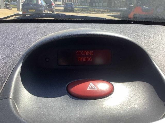 2004 peugeot 206 1.4-16v xs pack personenauto 33-pn-tj - afbeelding 13 van  29