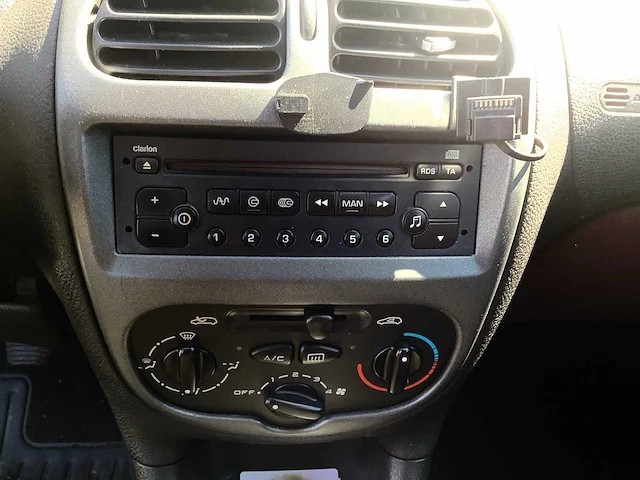 2004 peugeot 206 1.4-16v xs pack personenauto 33-pn-tj - afbeelding 4 van  29