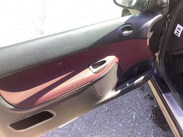 2004 peugeot 206 1.4-16v xs pack personenauto 33-pn-tj - afbeelding 2 van  12