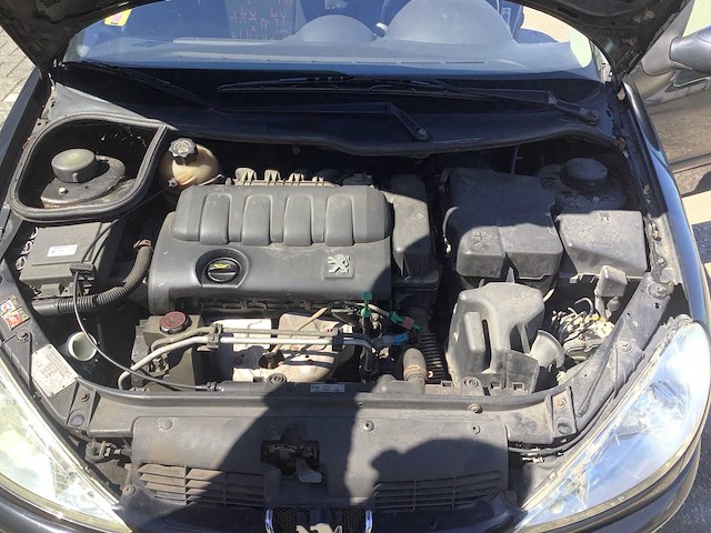 2004 peugeot 206 1.4-16v xs pack personenauto 33-pn-tj - afbeelding 9 van  12