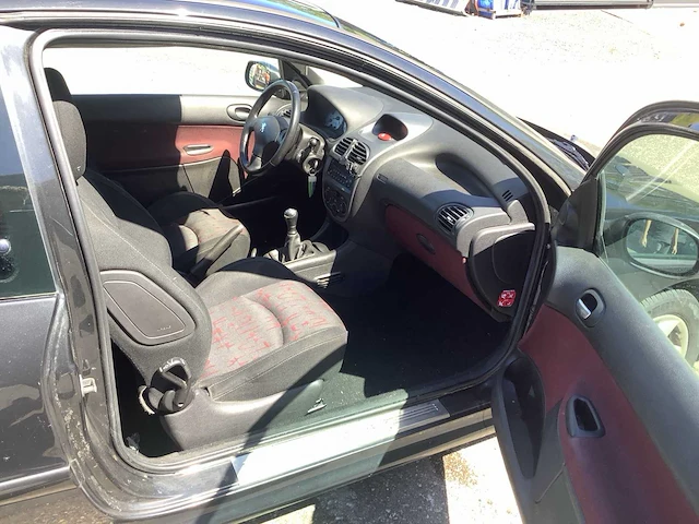 2004 peugeot 206 1.4-16v xs pack personenauto 33-pn-tj - afbeelding 1 van  12