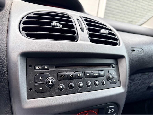 2004 peugeot 206 airco 1.6-16v quiksilver personenauto - afbeelding 2 van  11