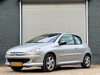 2004 peugeot 206 airco 1.6-16v quiksilver personenauto - afbeelding 1 van  11