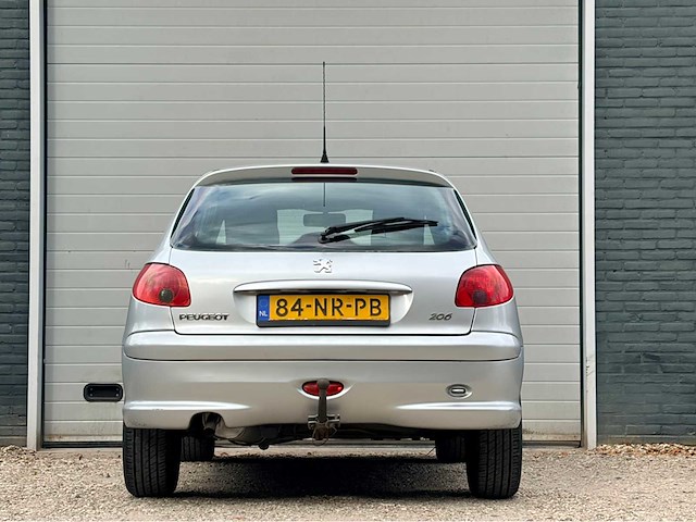 2004 peugeot 206 airco 1.6-16v quiksilver personenauto - afbeelding 6 van  11