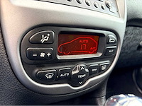 2004 peugeot 206 airco 1.6-16v quiksilver personenauto - afbeelding 11 van  11