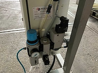 2004 philips beschermglas uitlijn-/en aanbreng machine - afbeelding 7 van  10