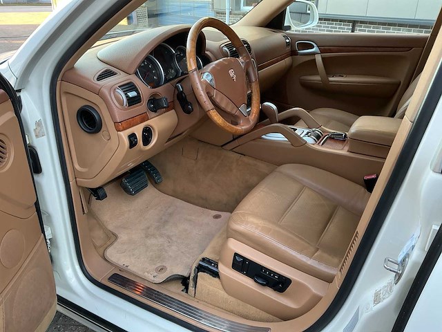 2004 porsche cayenne 4.5 personenauto - afbeelding 9 van  42