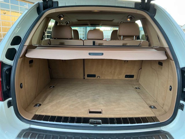 2004 porsche cayenne 4.5 personenauto - afbeelding 24 van  42