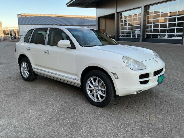 2004 porsche cayenne 4.5 personenauto - afbeelding 38 van  42