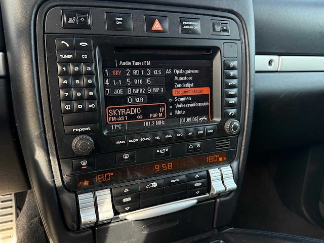 2004 porsche cayenne 4.5 turbo personenauto - afbeelding 4 van  22