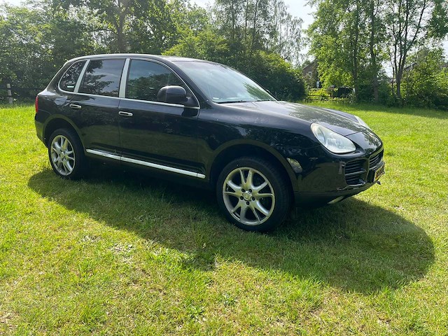 2004 porsche cayenne automaat 3.2 personenauto - afbeelding 2 van  9
