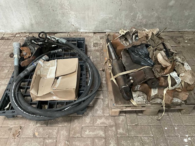 2004 prinoth leitwolf agripower rupstractor / bulldozer - afbeelding 48 van  56