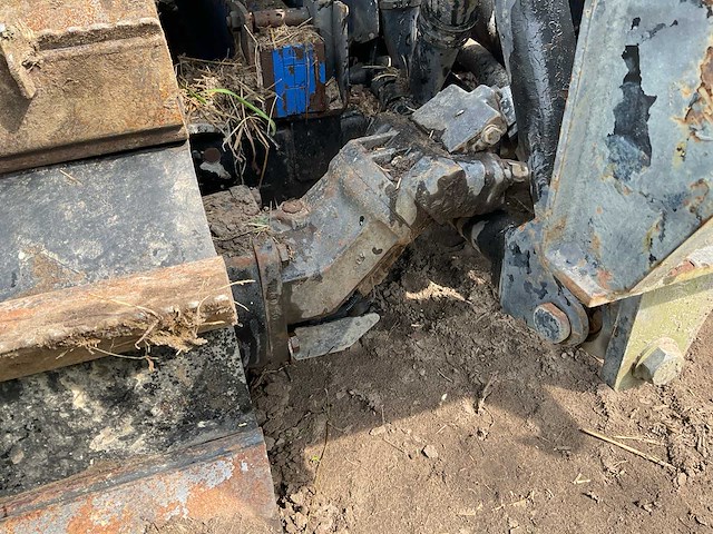 2004 prinoth leitwolf agripower rupstractor / bulldozer - afbeelding 35 van  56