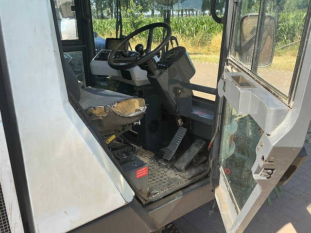2004 ravo 540 straatveegmachine - afbeelding 5 van  21