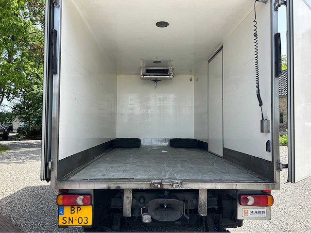 2004 renault vrachtwagen marktwagen met vangmuil - afbeelding 5 van  9