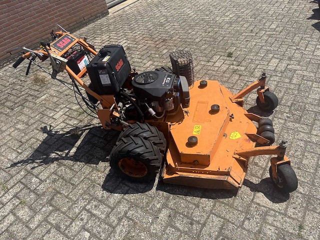 2004 scag swz48a-17ka professionele hydraulische loopmaaier – 48 inch – kawasaki 17 pk - afbeelding 2 van  6