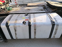 2004 scania 420 vrachtwagen - afbeelding 1 van  10