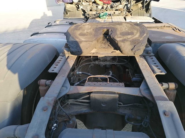 2004 scania 420 vrachtwagen - afbeelding 10 van  10