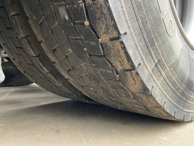 2004 scania r500 vrachtwagen - afbeelding 33 van  48