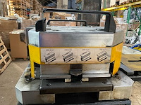 2004 schüco basispresse pneumatische aluminium profiel hoekpers - afbeelding 4 van  15