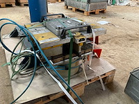 2004 schüco basispresse pneumatische aluminium profiel hoekpers - afbeelding 10 van  30