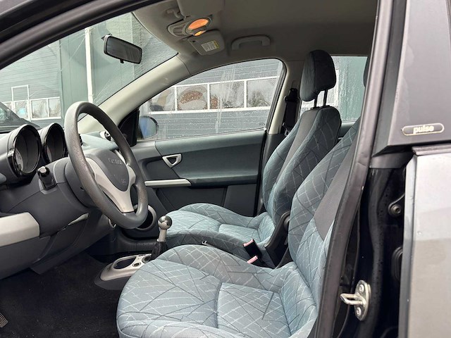 2004 smart forfour 1.1 pulse personenauto - afbeelding 2 van  15