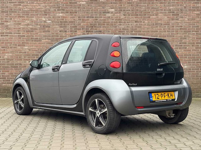 2004 smart forfour 1.1 pulse personenauto - afbeelding 8 van  15