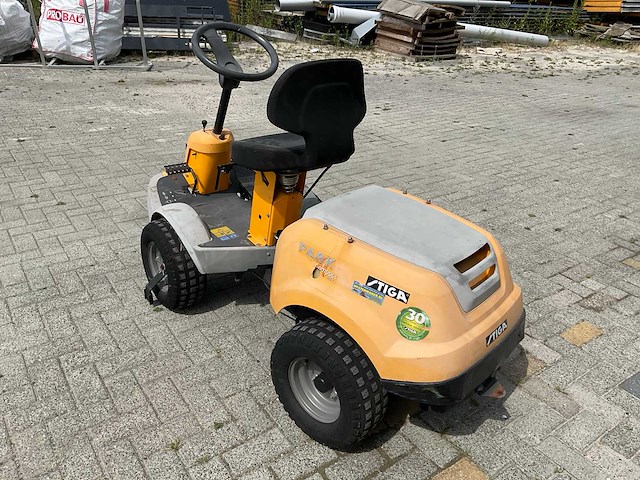 2004 stiga p901 (park compact hst) zitmaaier - afbeelding 8 van  14