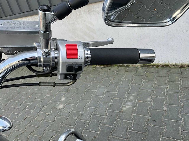 2004 suzuki vl1500 intruder lc motorfiets - afbeelding 16 van  18