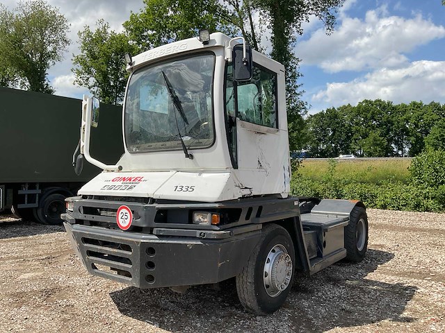 2004 terberg rt222 4x4 terminaltrekker - afbeelding 1 van  17