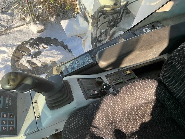 2004 terex atlas 2205mi wielgraafmachine - afbeelding 15 van  33